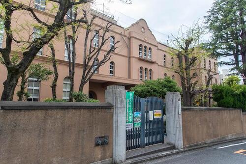 新宿区立早稲田小学校