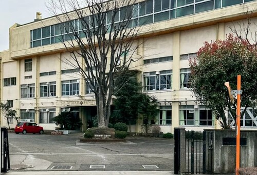 川口市立十二月田小学校