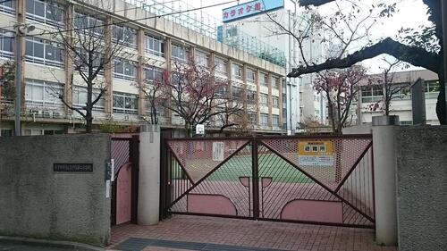 新宿区立戸塚第二小学校