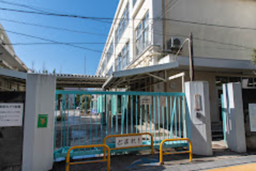 杉並区和田小学校