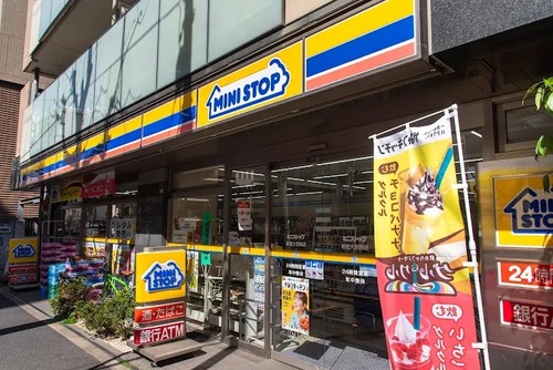 ミニストップ新宿大京町店