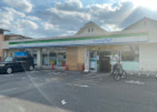 ファミリーマート 川口青木町公園前店