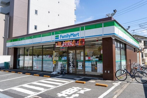 ファミリーマート練馬光ヶ丘店