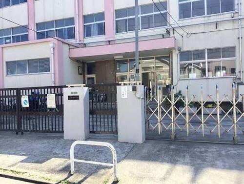 足立区立中島根小学校
