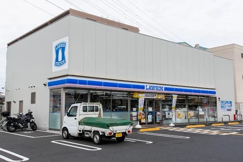 ローソン足立江北七丁目店