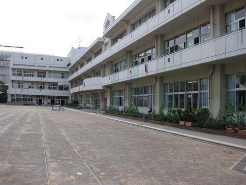 江戸川区立小松川小学校