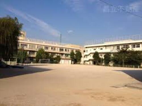 市川市立稲荷木小学校