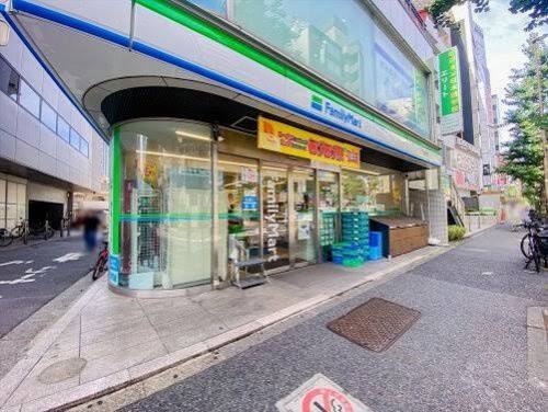 ファミリーマート 北新宿店