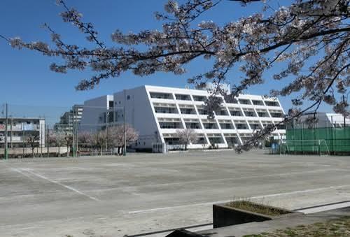 足立区立六月中学校