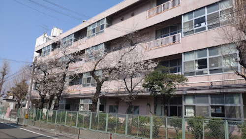 川口市立飯塚小学校