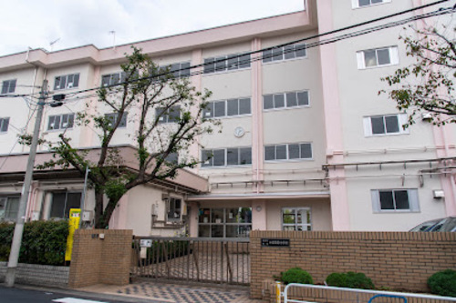 江戸川区立小岩第四中学校