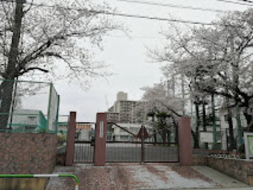 北区立堀船中学校