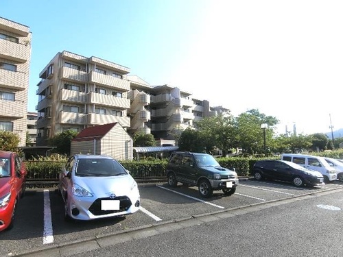 チュリスガーデン湘南野比センター1番館の中古マンション物件情報 神奈川県 横須賀市 ｙｒｐ野比駅 ミノリノ 物件id Z Bfad35d7d196f49a5a9f1cf