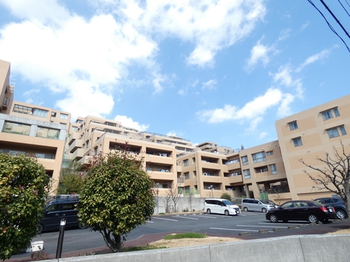 東急ドエル 横浜ヒルサイドガーデンの中古マンション物件情報 神奈川県 横浜市保土ケ谷区 保土ケ谷駅 ミノリノ 物件id Z D6179e4562baef8ca6cdd0985