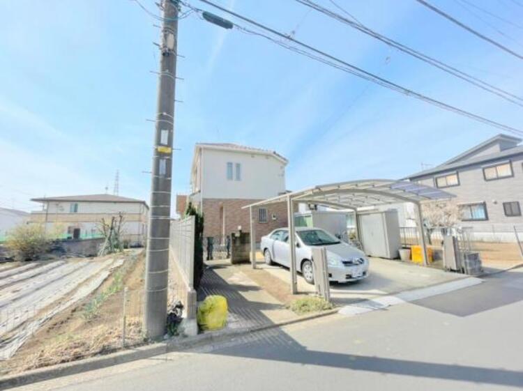 外観 土地約65坪、建物約42坪のゆとりある邸宅です☆