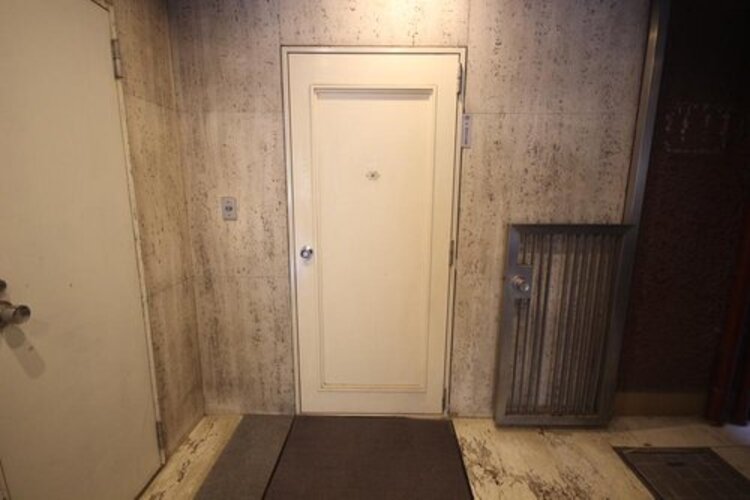 その他 共用廊下や玄関ドアに至るまで、デザイン性に溢れた空間となっております。