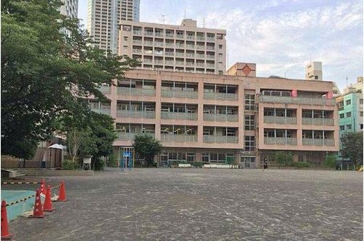周辺 ひとりひとりの患者さまやご家族と共にある、ぬくもりある看護を目指します。