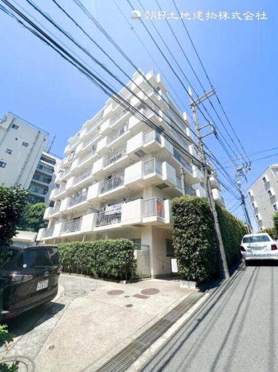 外観 【外観・立地】時間のゆとりと空間、暖かな陽光がもたらす光と風を独占してください。ここから新しい暮らしが始まります。