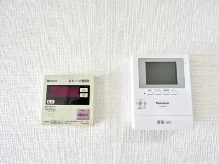 設備 【設備】 モニター付きインターホンで来客者の顔が確認ができて、お子様の留守番時にも安心できますね。