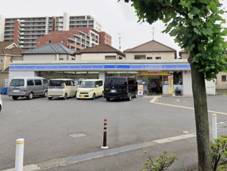 周辺 ローソン戸田新曽小玉店:260m(徒歩4分)