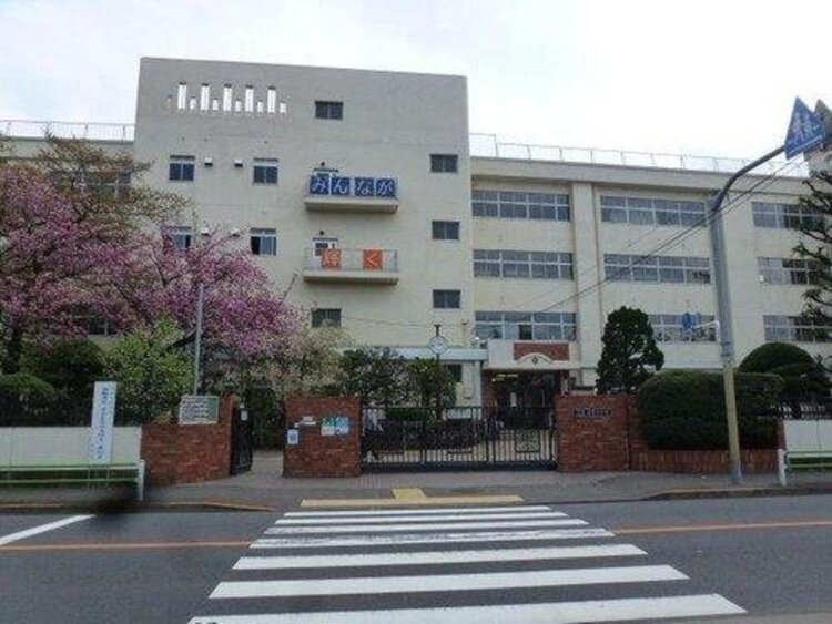 周辺 大田区立出雲中学校まで737m ・知性を高めよう ・情操を豊かにしよう ・健康な人になろう