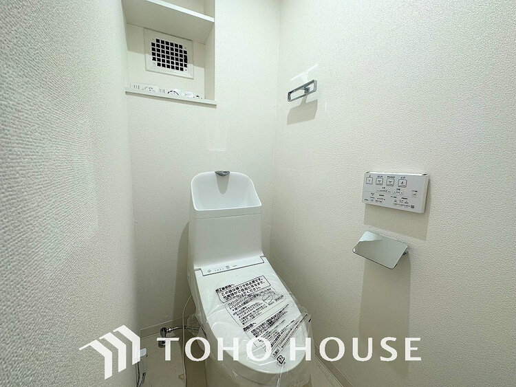 トイレ トイレには快適な温水洗浄便座付