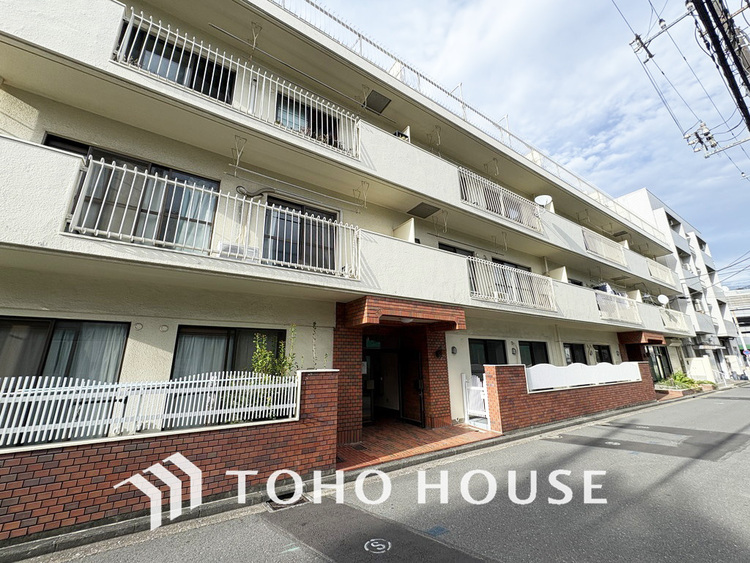 外観 〜大切なペットと暮らすリノベーションマンション〜全居室南向きのため陽当り良好〜