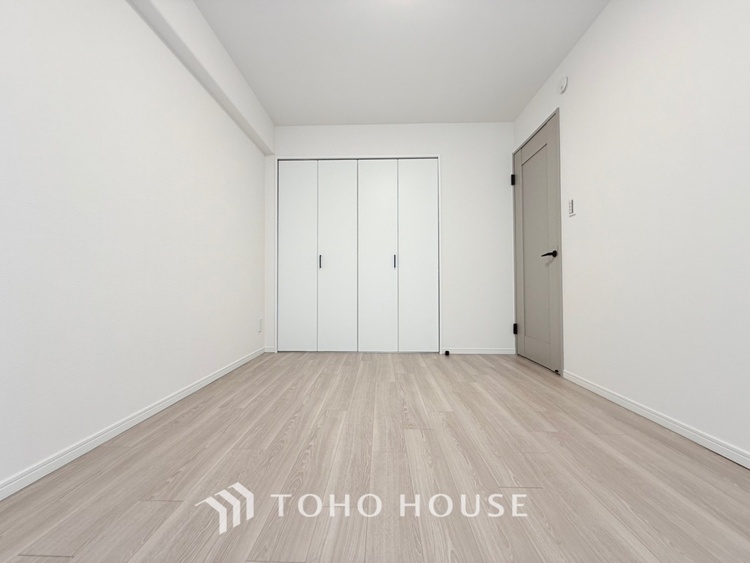 内装 ここにはみんなが集い、子供の成長に合わせて使える快適空間。勉強も遊びも安心して過ごせるおすすめの子供部屋です。