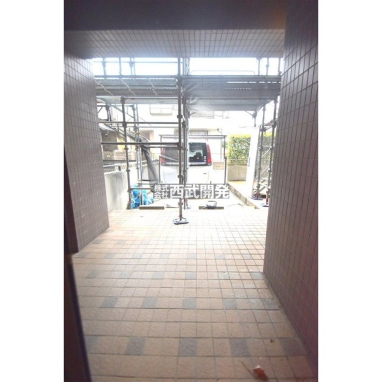 バルコニー テラス