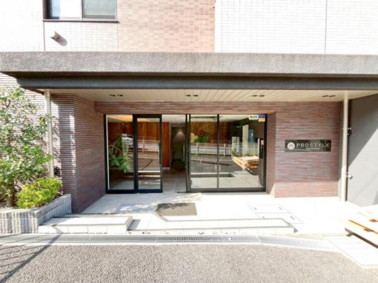 エントランス 【エントランス】 オートロック付きでセキュリティー面も安心です。