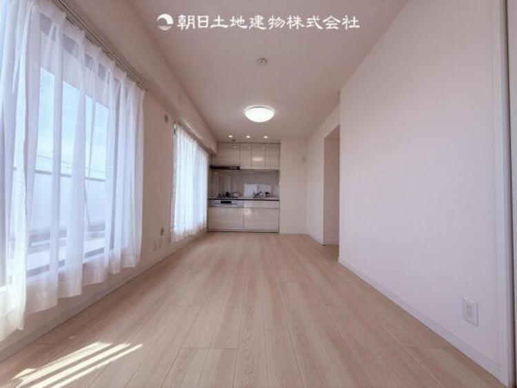 居間 