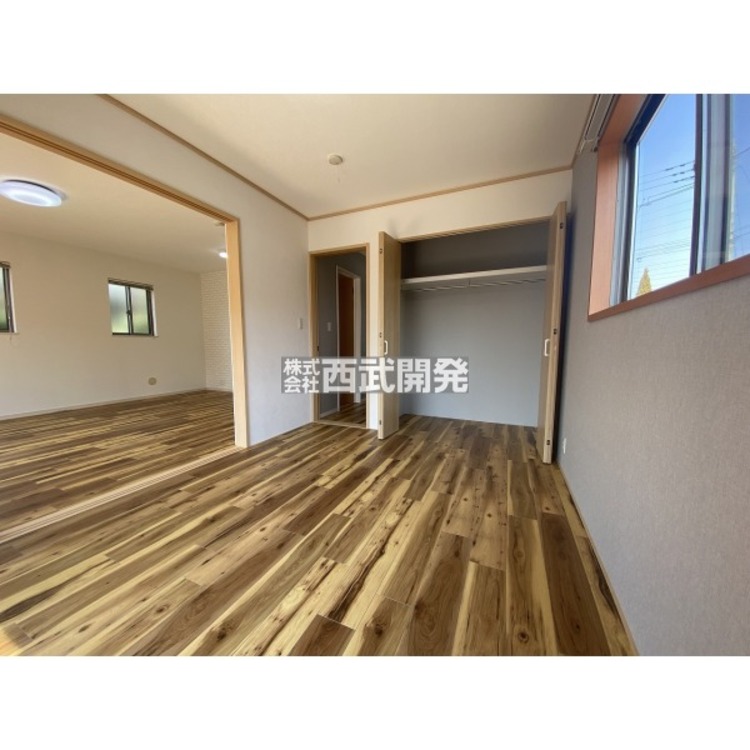 内装 １階洋室６帖