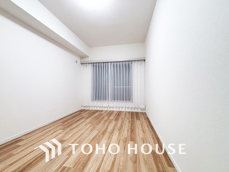 内装 1日の疲れを癒し、心地よく寛げるようゆったりとした広さをしています