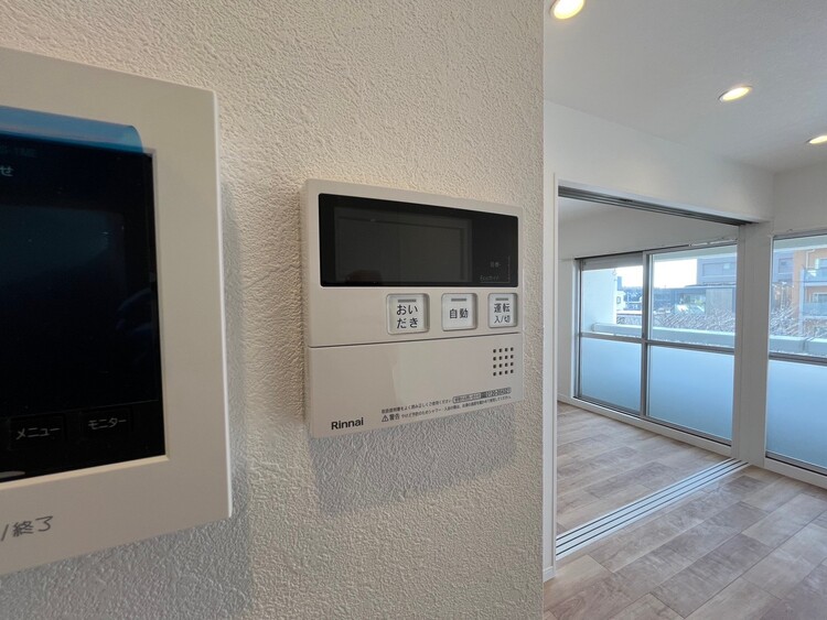 その他 見やすい画面で操作しやすい給湯パネル。