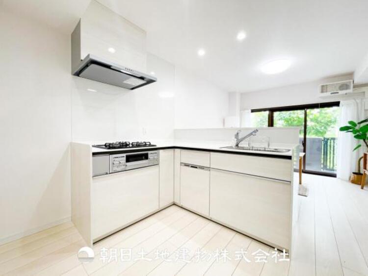 キッチン 毎日使う場所だからこそ、ストレスなく使えて、居心地の良くないといけないと思います。