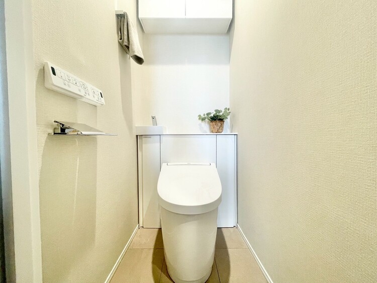 トイレ 暮らしの中のさりげないひとときの快適さにも、こだわりを、持って設備を配しております。