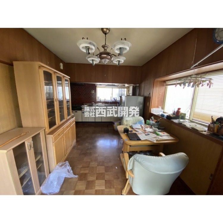 居間 DK８．６３帖