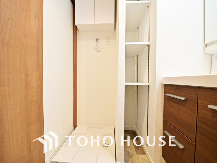 内装 ランドリースペース