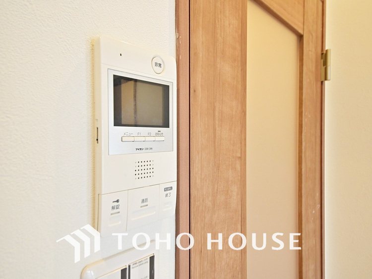 その他 来客が一目でわかるモニター付きインターホン