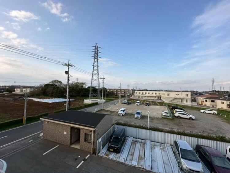 その他 前面に高い建物がなく、空の広がる開放的な眺望です