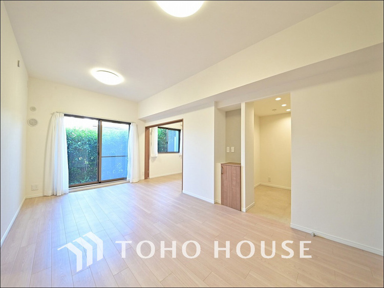 内装 ゆったりとくつろげる上質なリビングダイニング