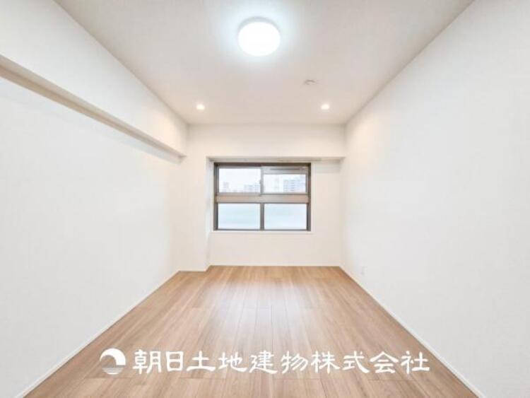 内装 【居室】設計者のセンスが求められる大切な空間だからこそ、落ち着いて過ごせる癒しと寛ぎの空間が欲しい。そんな願いを叶えました。