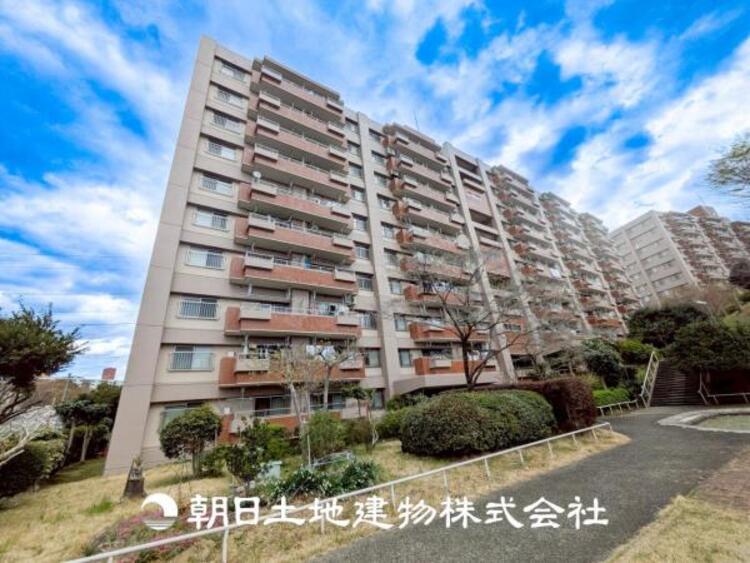 外観 【外観写真】その家から感じられる、気品・上質・重厚感・極細やかさ、そのすべては見た者に安らぎを与える特別な空間です。