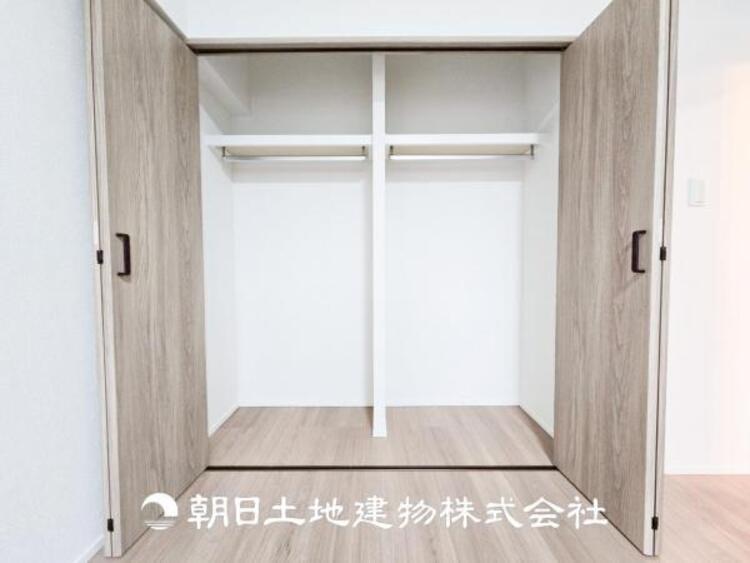 収納 【収納】部屋ごとに設けた収納は住みやすさへのこだわりがあります。シンプルで使いやすい収納スペース。