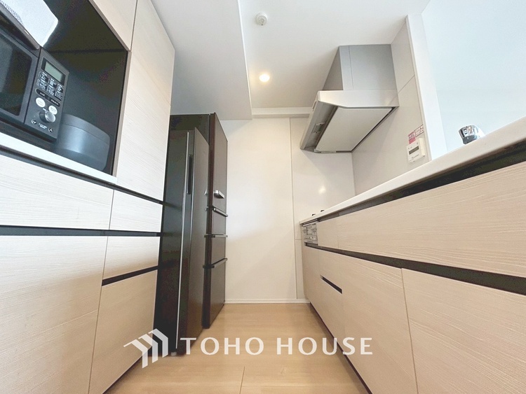 キッチン 【KITCHEN】◆Happy◆愛情たっぷりのお料理で家族にHappyを。システムキッチンがあなたをサポートしてくれます。