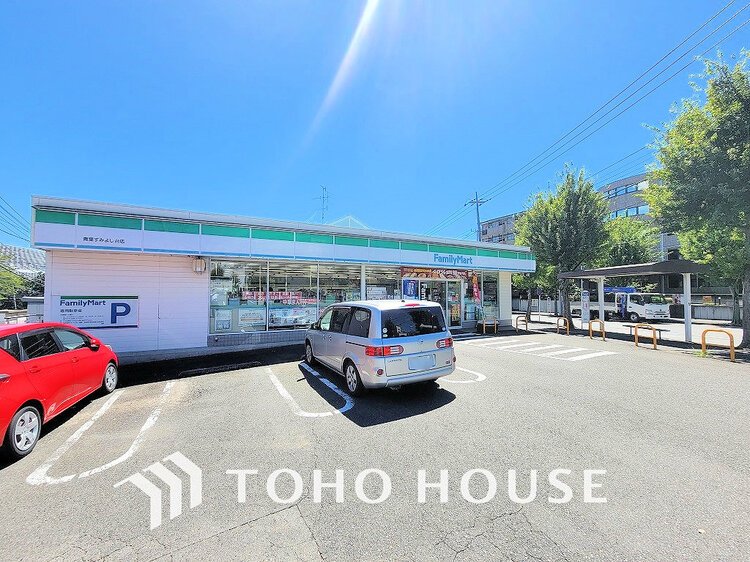 周辺 ファミリーマート 青葉すみよし台店 距離400m