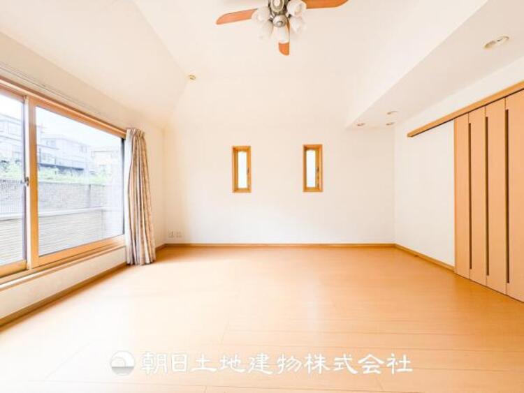 居間 家族との時間、自分の時間を大切にできる空間を作りました。