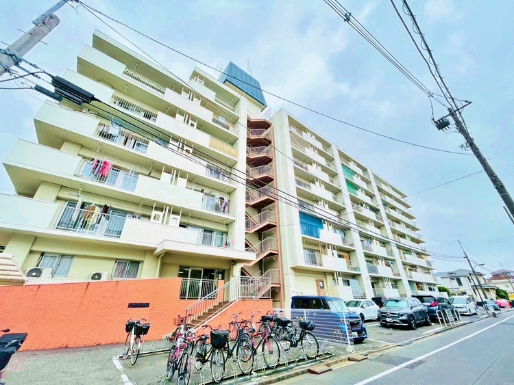 外観 資料には掲載していない情報が、現地にはたくさんあります。是非一度、現地をご確認ください。