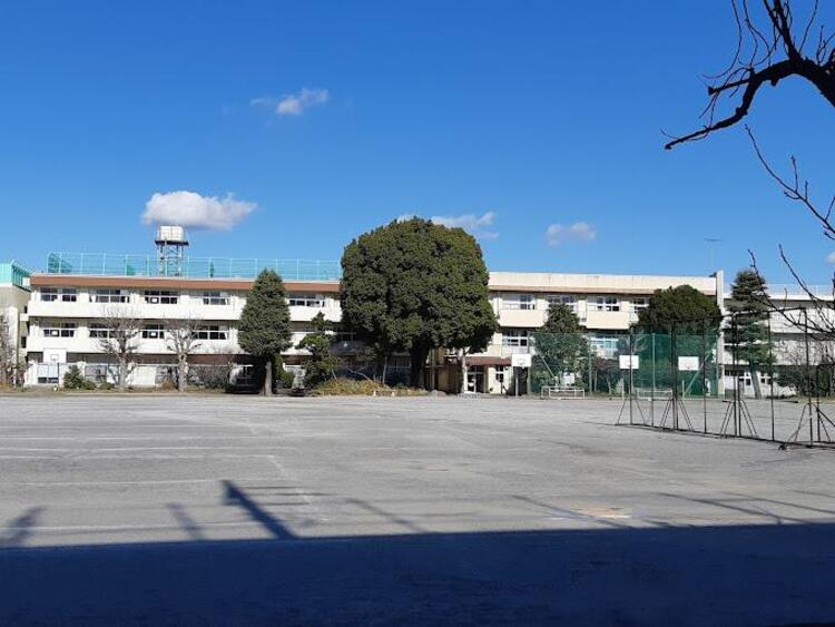 周辺 市川市立第二中学校