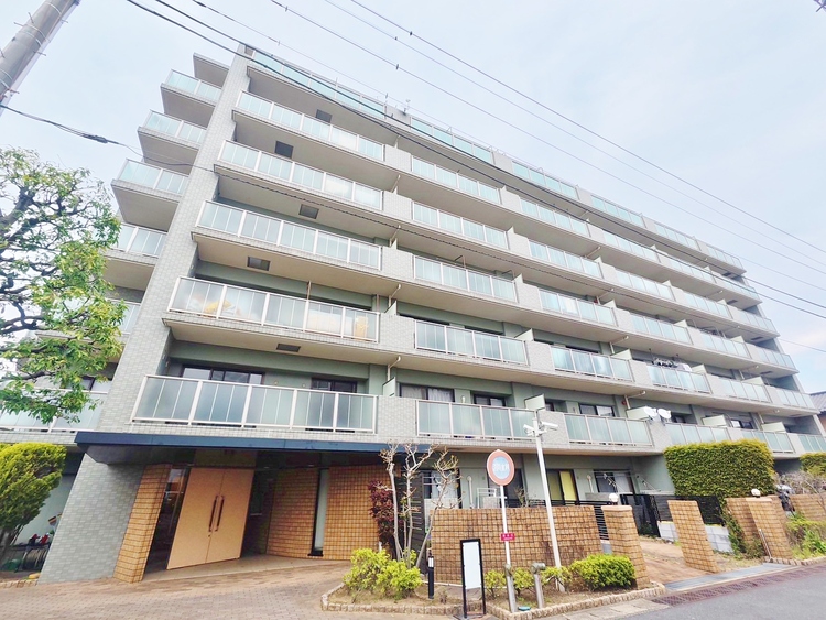 外観 資料には掲載していない情報が、現地にはたくさんあります。是非一度、現地をご確認ください。